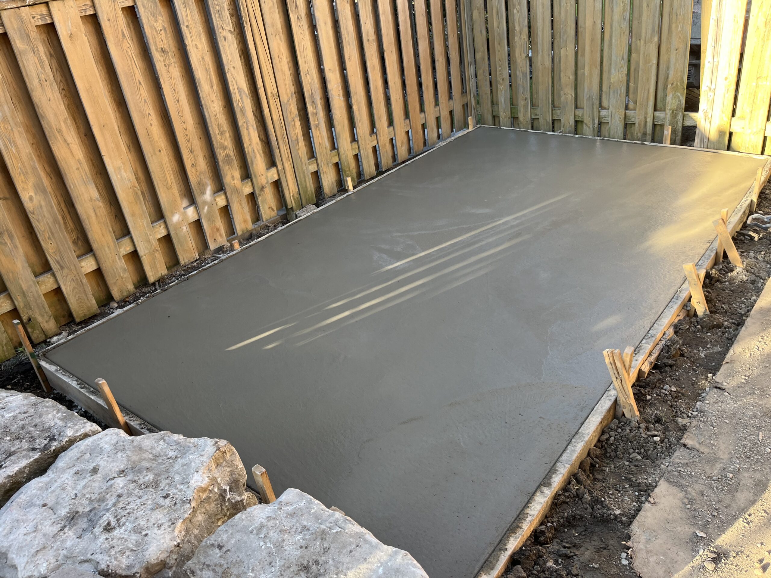 Reinforced concrete slab construction in King